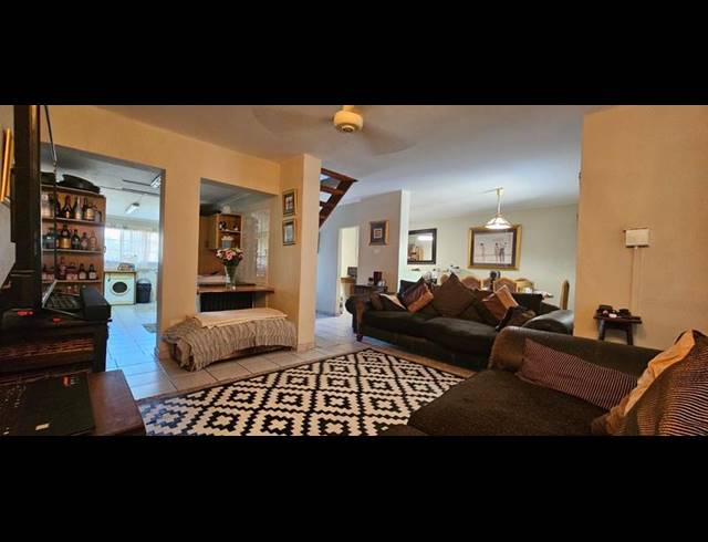 3 BEDROOM PROPERTY TO RENT IN ARBORETUM